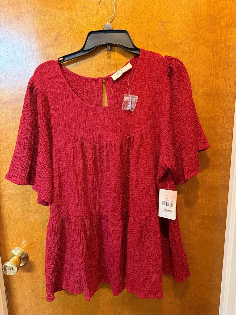 A beautiful soul burgundy red lightweight ruffle short sleeve blouse new 18/20